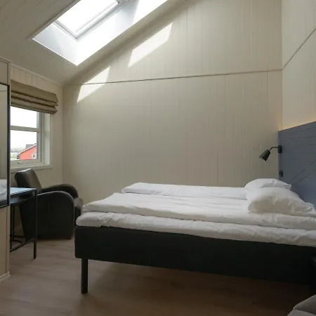 Hotel Gronnbuene Rorbu 2*