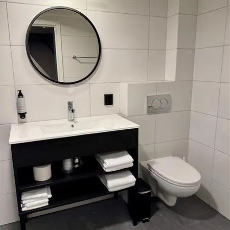 Grønnbuene Rorbu 2*