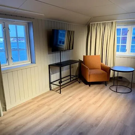 Gronnbuene Rorbu 2* Andenes