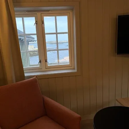 فندق Gronnbuene Rorbu