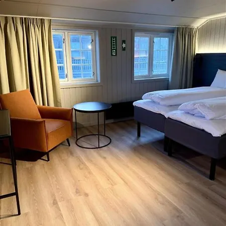 Gronnbuene Rorbu Hotel Andenes