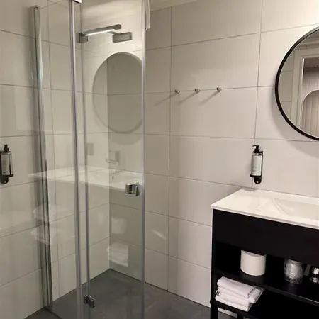 Hotel Gronnbuene Rorbu