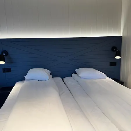 Gronnbuene Rorbu Hotel 2*