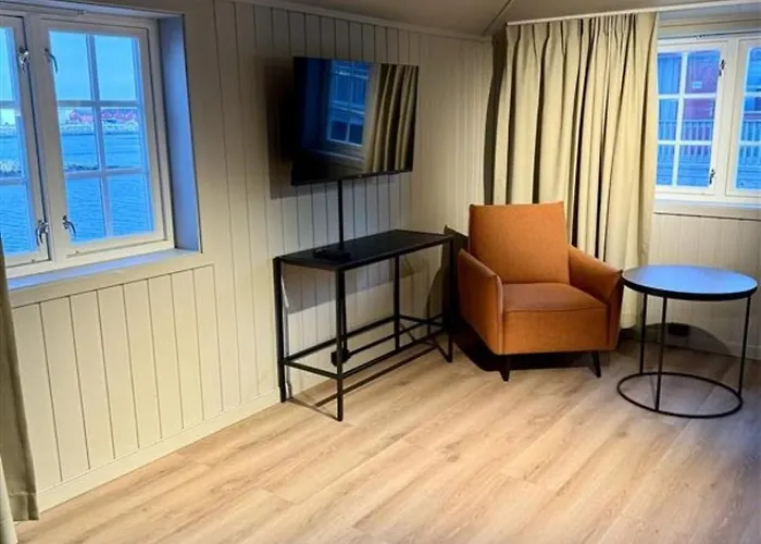 Gronnbuene Rorbu 2* Andenes